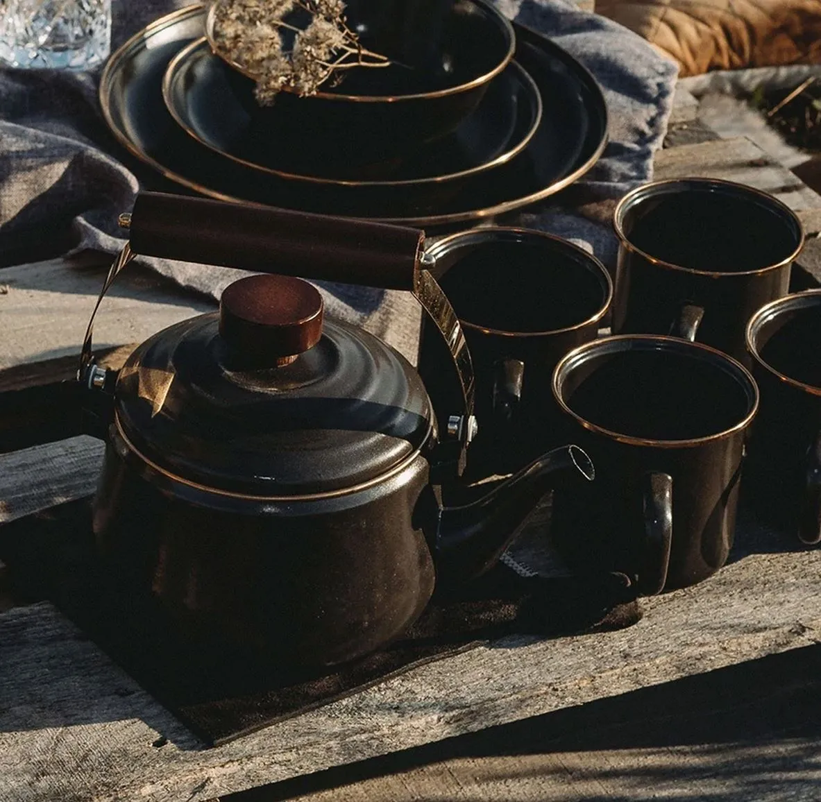 Barebones Enamel Teapot fluitketel Charcoal emaille