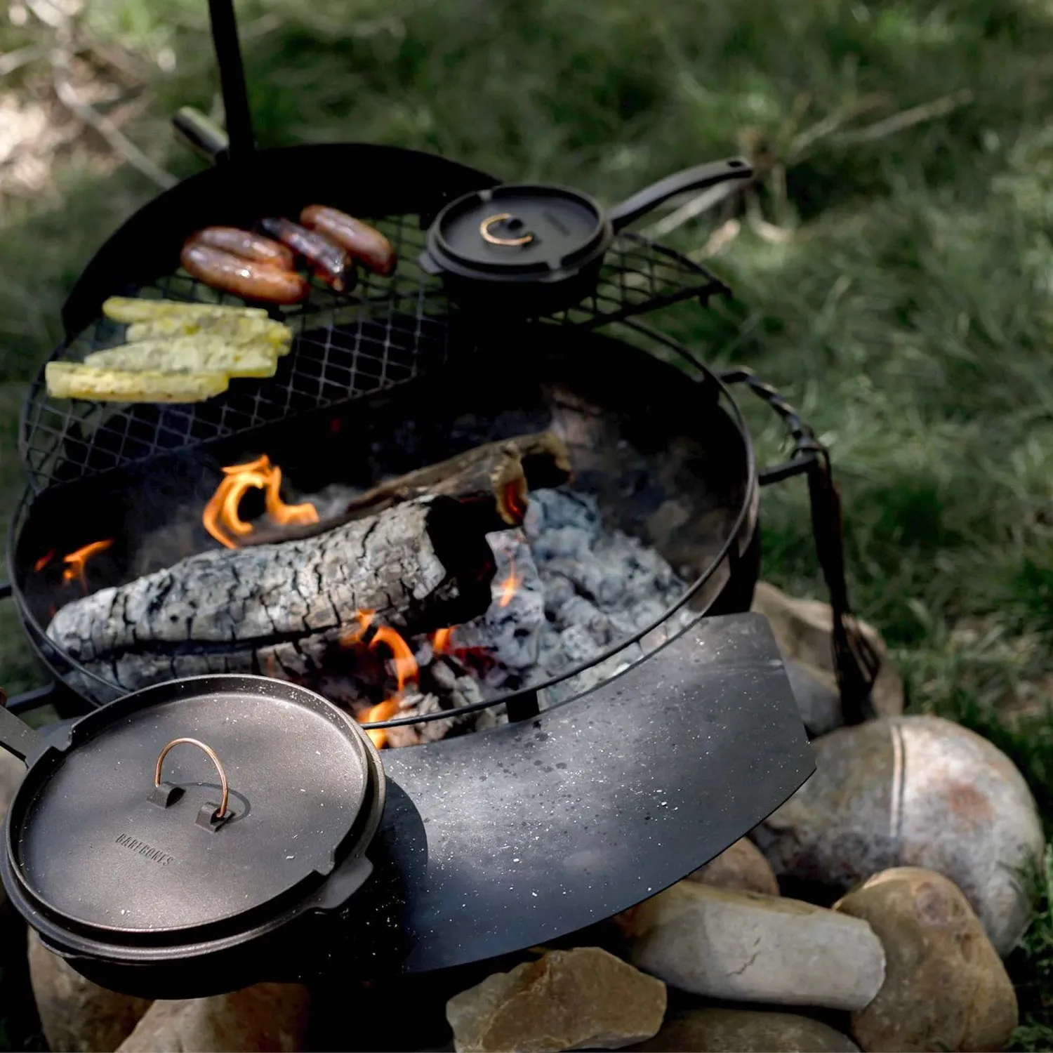 Bare Bones Living Cowboy Fire Pit Grill Side Table zijtafel staal
