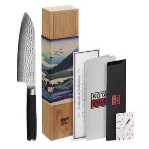 Konro Kotai Santoku mes 18cm met bamboe kist