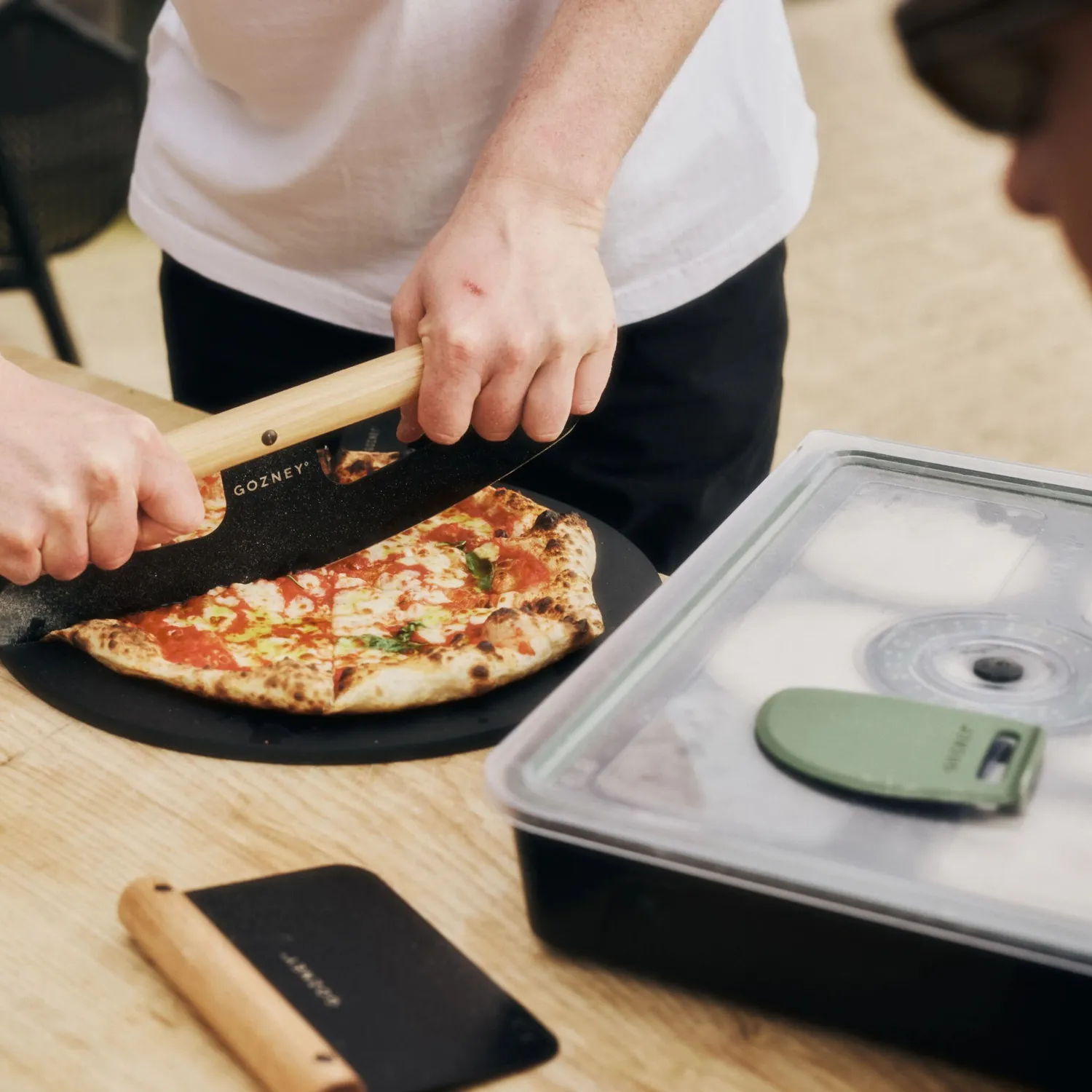 Gozney Dough Tools pizzaset deegbak 4-delig