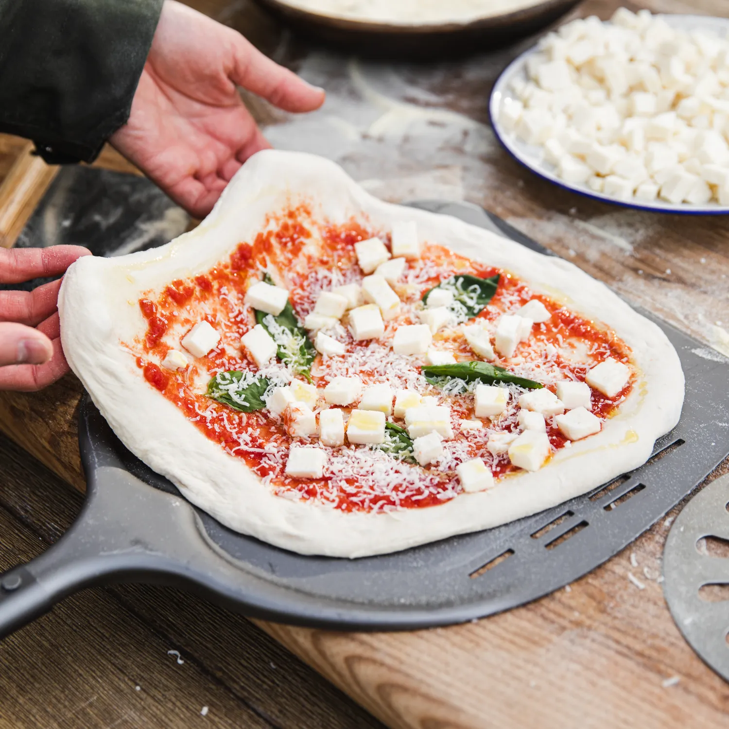Gozney Roccbox Pizza Peel pizzaschep geperforeerd