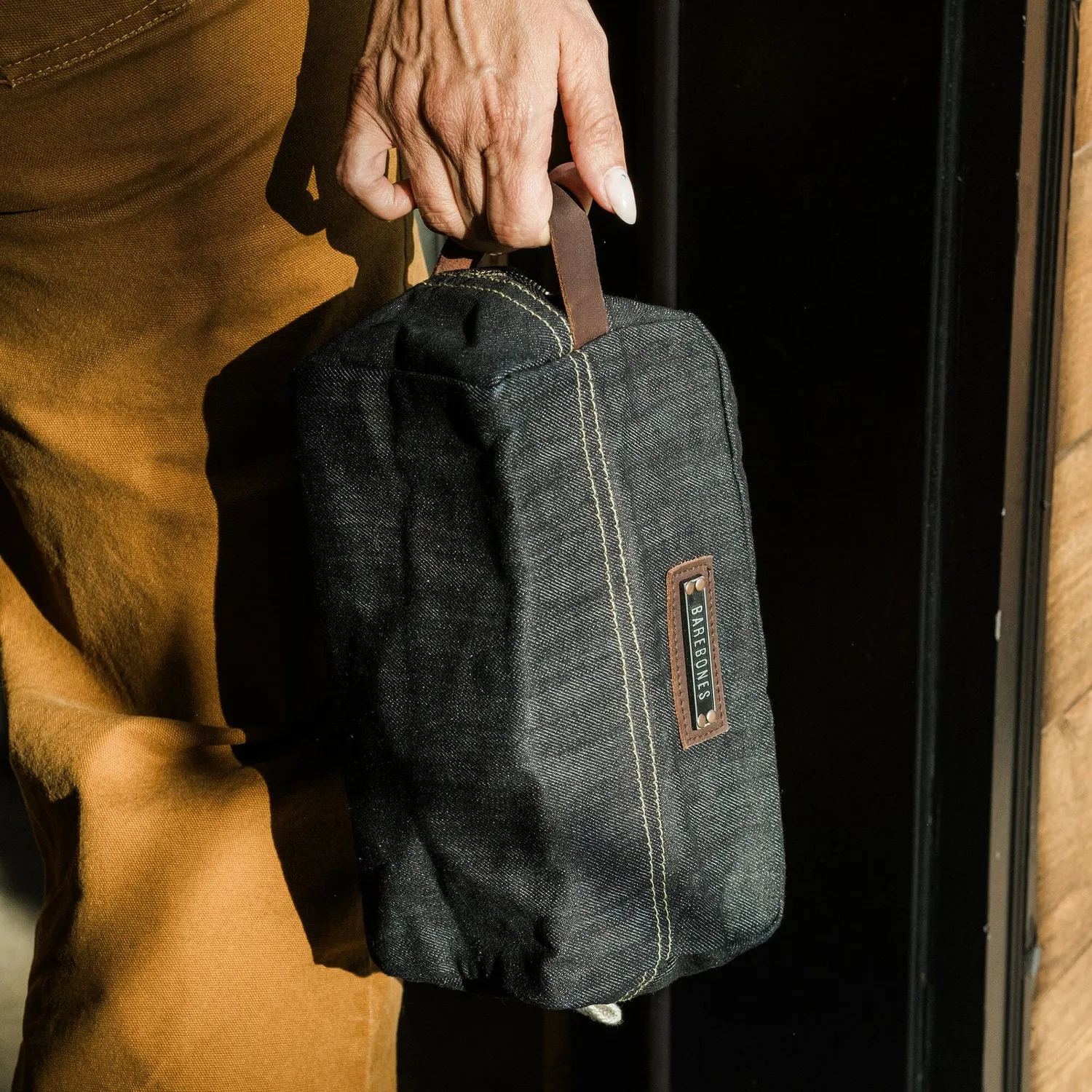Bare Bones Living Neelum Dopp Kit toilettas 3L denim