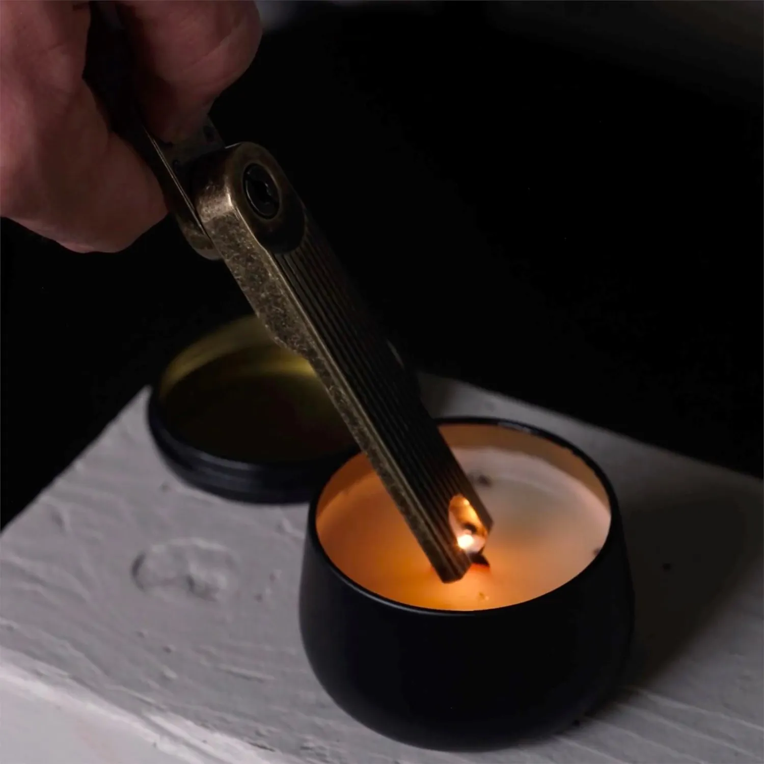 Bare Bones Living Pivot Arc Lighter elektrische aansteker oplaadbaar